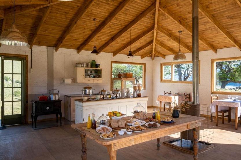Estancia Bonanza Patagonian Lodge Experience El Chalten Exteriör bild